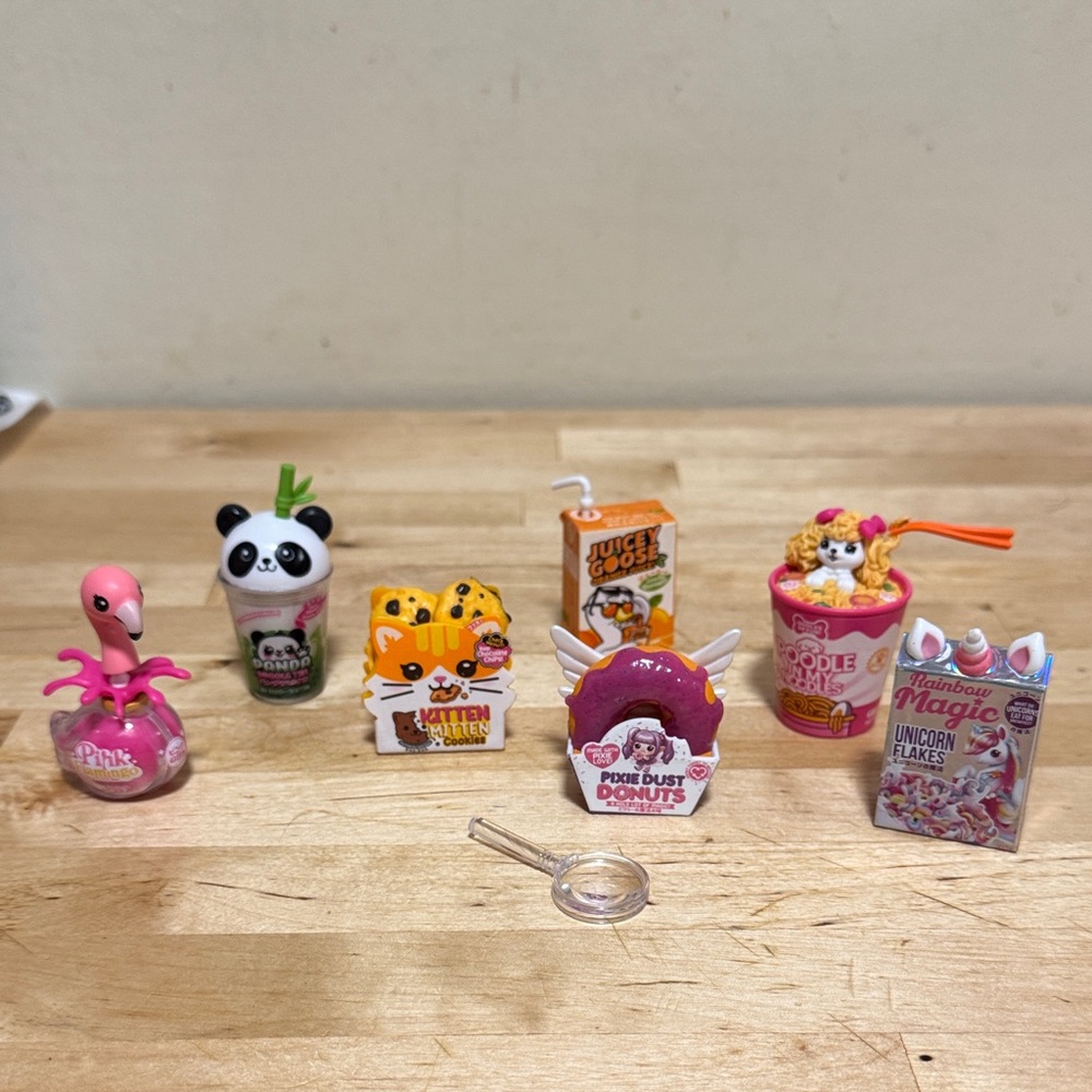 Mini Brands Kawaii bundle